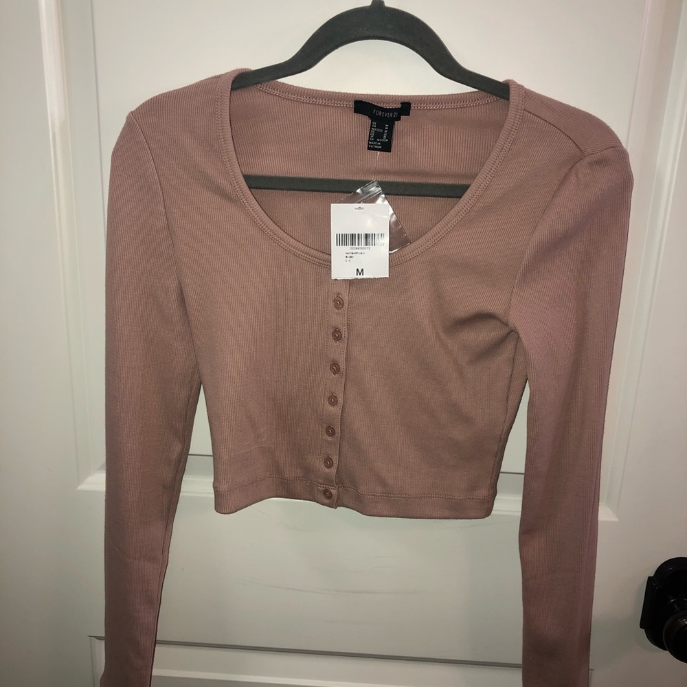 Women’s cropped mauve top